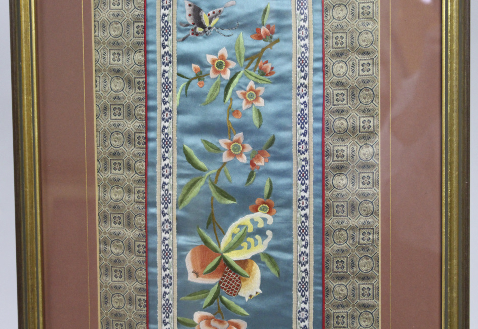 Oriental Silk Needlework Wall Hanging in Gilt Frame - Image 3 of 6