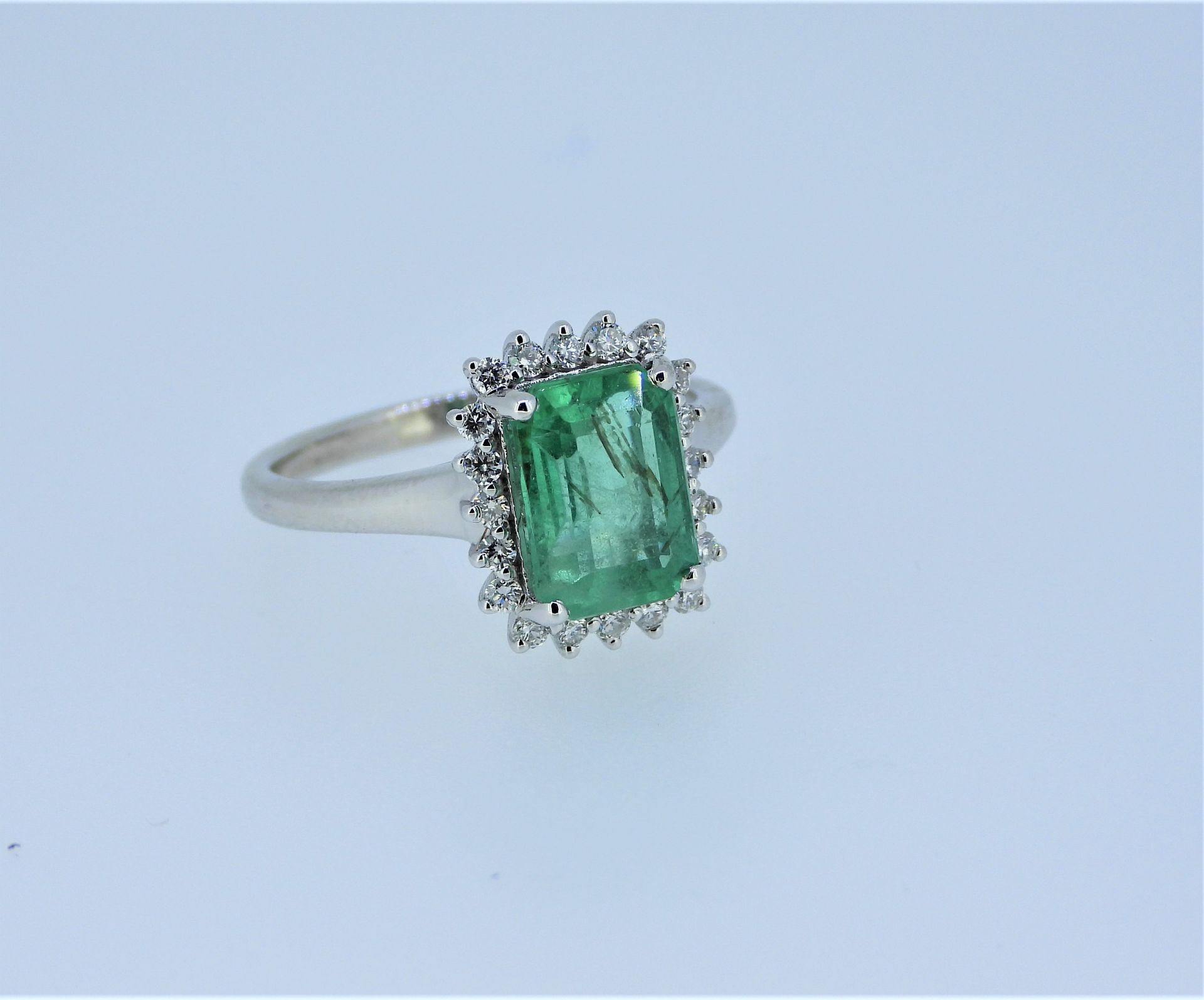 GIA Certified, 2.54-carat Natural Colombia Emerald and Diamonds 18k White Gold Ring. - Image 8 of 8