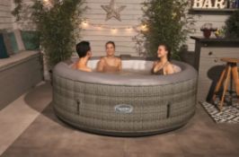 (R3M) 1x CleverSpa Florence 6 Person Hot Tub RRP £560.