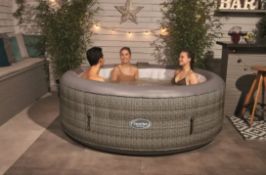 (R3B) 1x CleverSpa Florence 6 Person Hot Tub RRP £560.