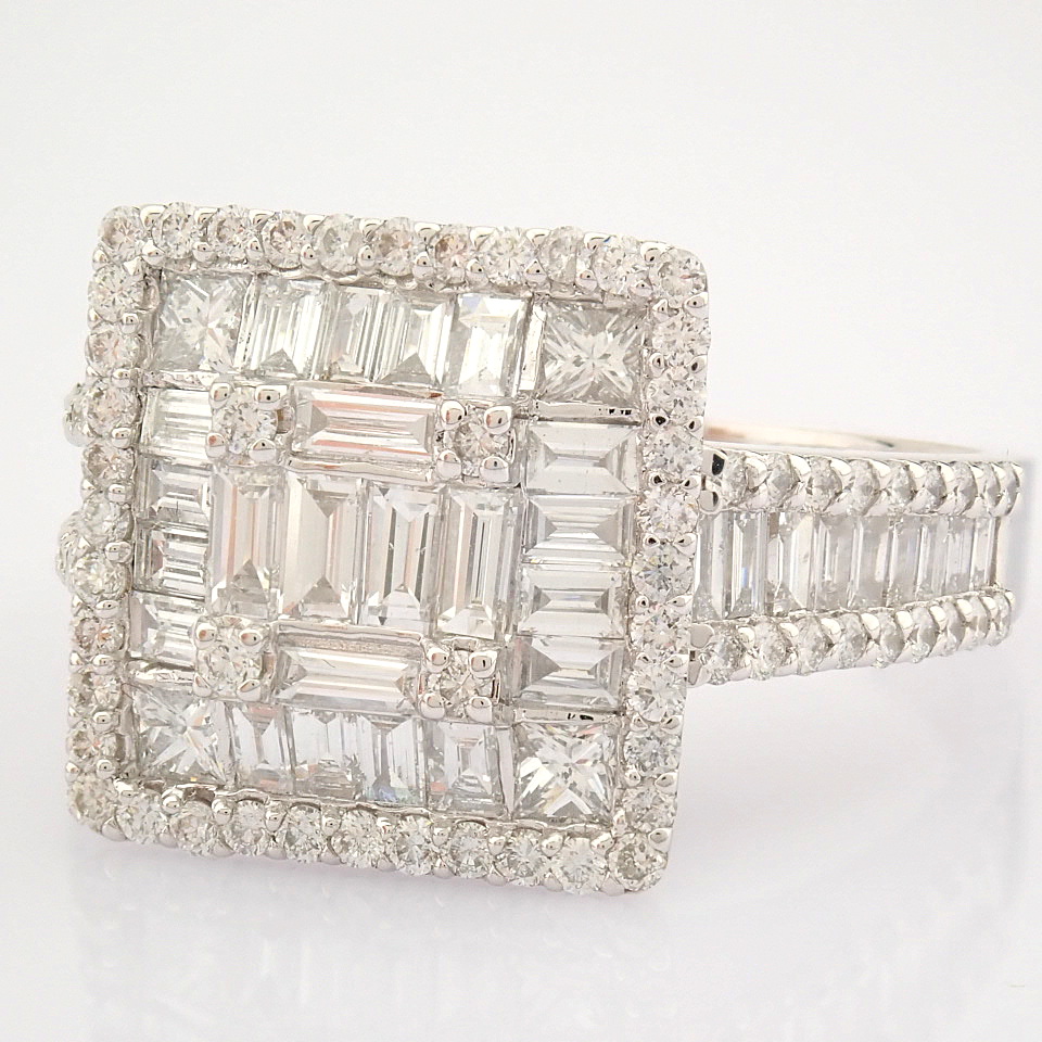 HRD Antwerp Certificated 14K White Gold Diamond Ring (Total 1.38 Ct. Stone) - Image 7 of 12