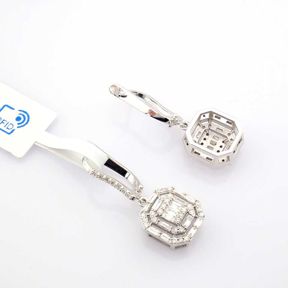HRD Antwerp Certificated 14K White Gold Diamond Earring (Total 0.93 Ct. Stone) - Image 9 of 12