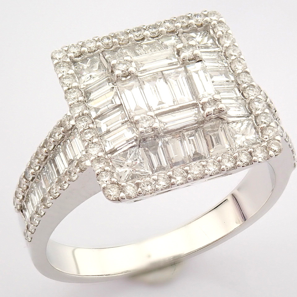 HRD Antwerp Certificated 14K White Gold Diamond Ring (Total 1.38 Ct. Stone) - Image 10 of 12