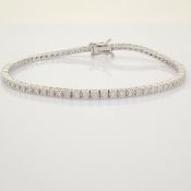 HRD Antwerp Certificated 14k White Gold Diamond Bracelet (Total 2.08 Ct. Stone)