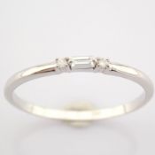 HRD Antwerp Certificated 14K White Gold Baguette Diamond & Diamond Ring (Total 0.05 Ct. Stone)