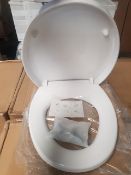 11 x UN1003LUX easy fit white toilet seats with push button detach system for easy cleaning of seat