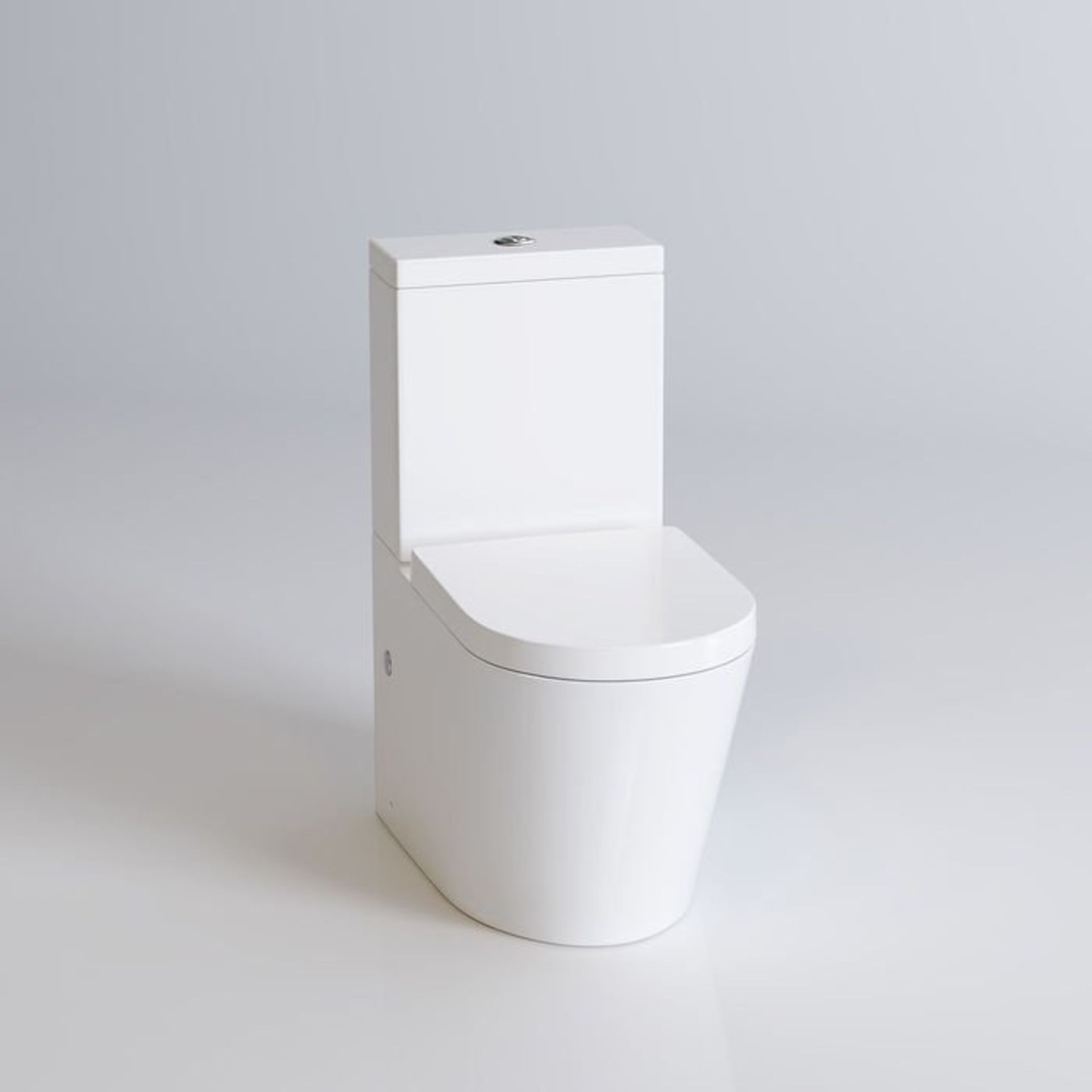 New Lyon II Close Coupled Toilet & Cistern inc Luxury Soft Close Seat. Lyon is a gorgeous, cont... - Image 3 of 3