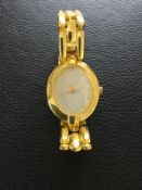 Gold Plated Ladies Quartz Wristwatch (Gs57)