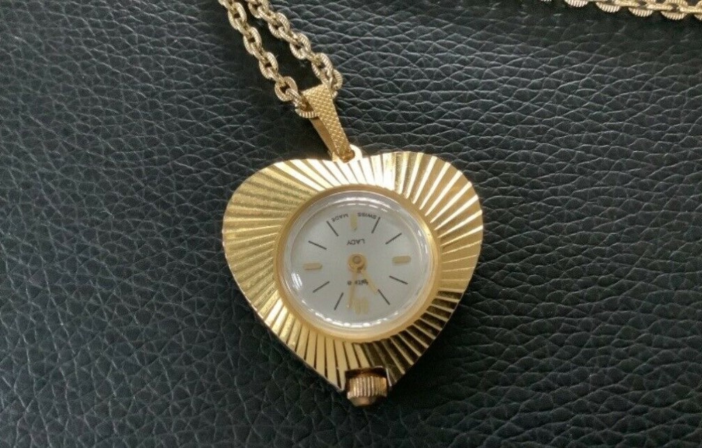 Valtine Lady Gold Plated Pendant Watch (56 A) - Image 3 of 10