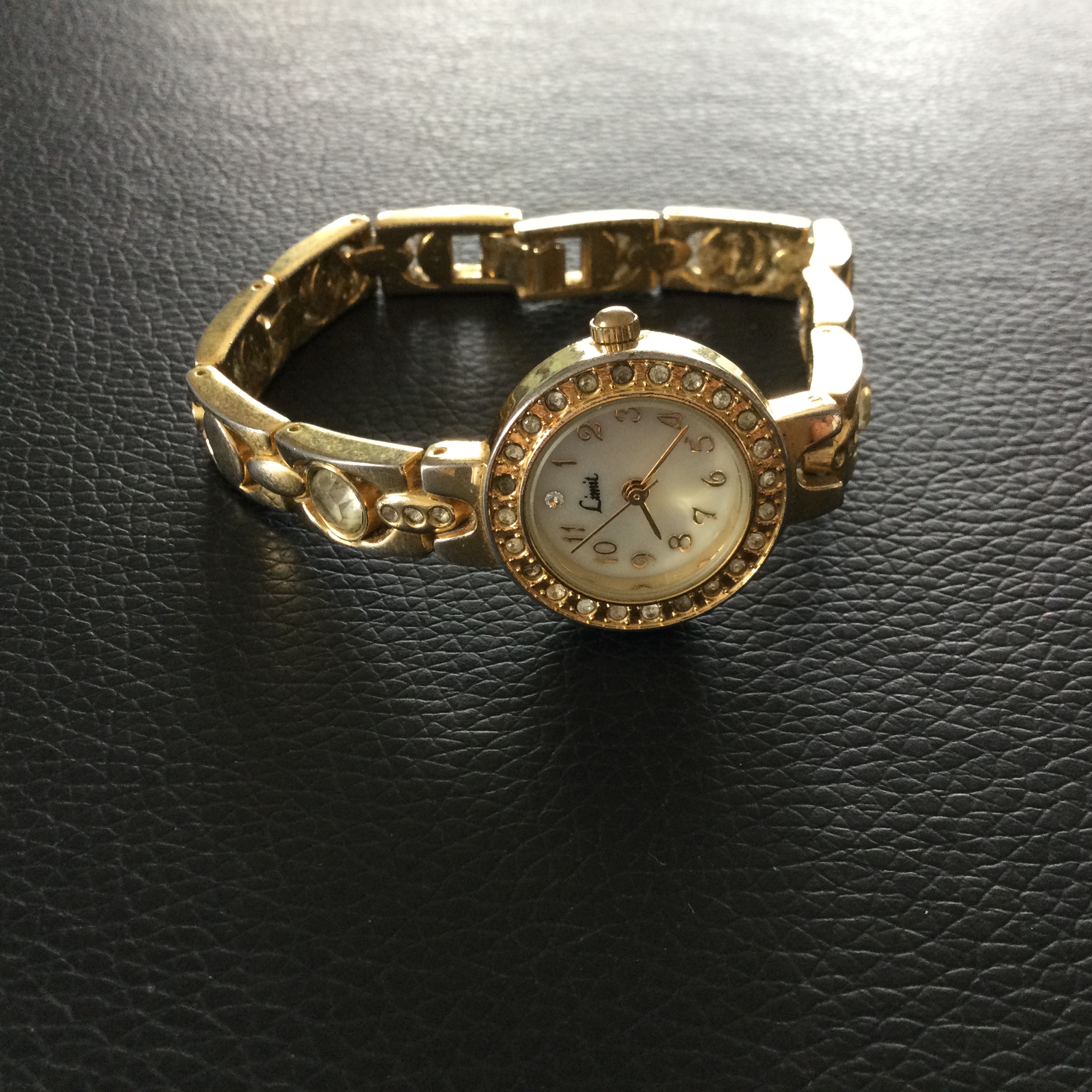 Gold Plated Limit Ladies Diamante Wristwatch (GS 121) - Image 2 of 5