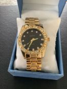 Awesome Geneva Elite Gold Plated Ladies Diamante Wristwatch (GS 165)