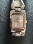 Beautiful Oleg Cassini Ladies Quartz Wristwatch (GS 101)