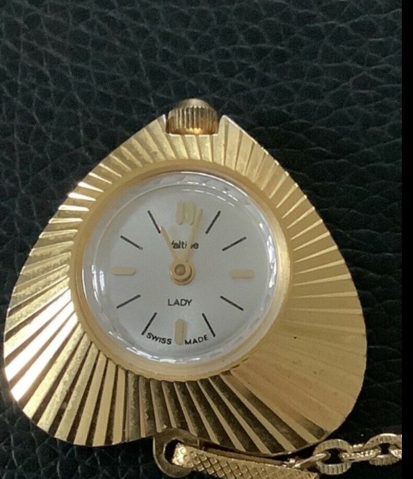 Valtine Lady Gold Plated Pendant Watch (56 A) - Image 6 of 10