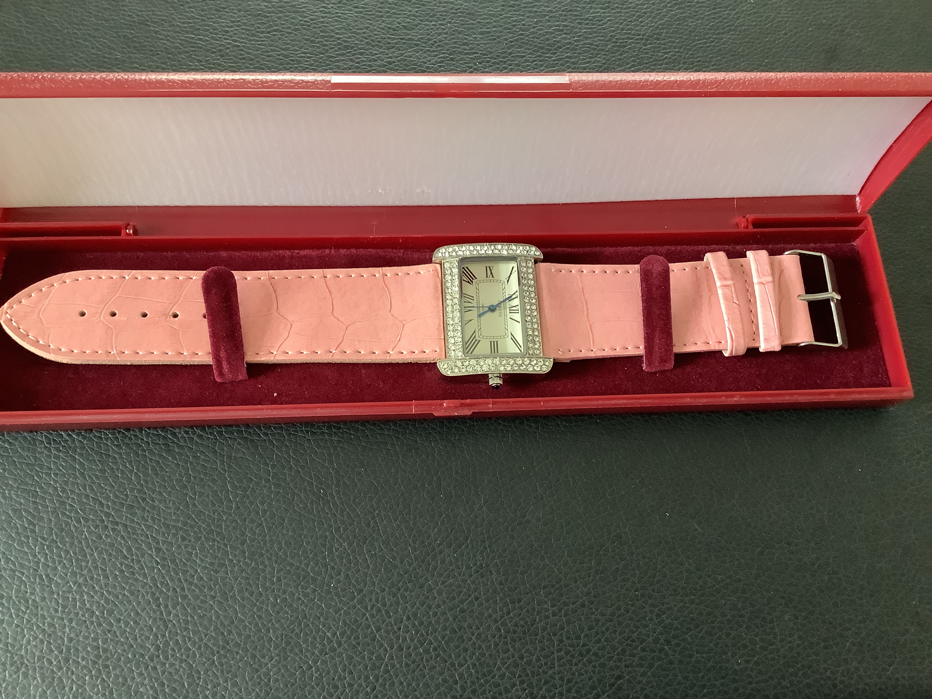 Ladies/Girls Pink GENEVA Wristwatch (GS 162 )