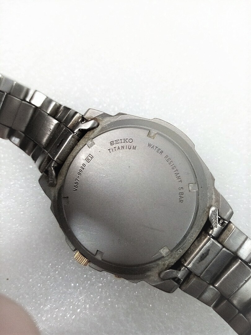 Seiko Titanium Quartz Wristwatch - Image 5 of 5
