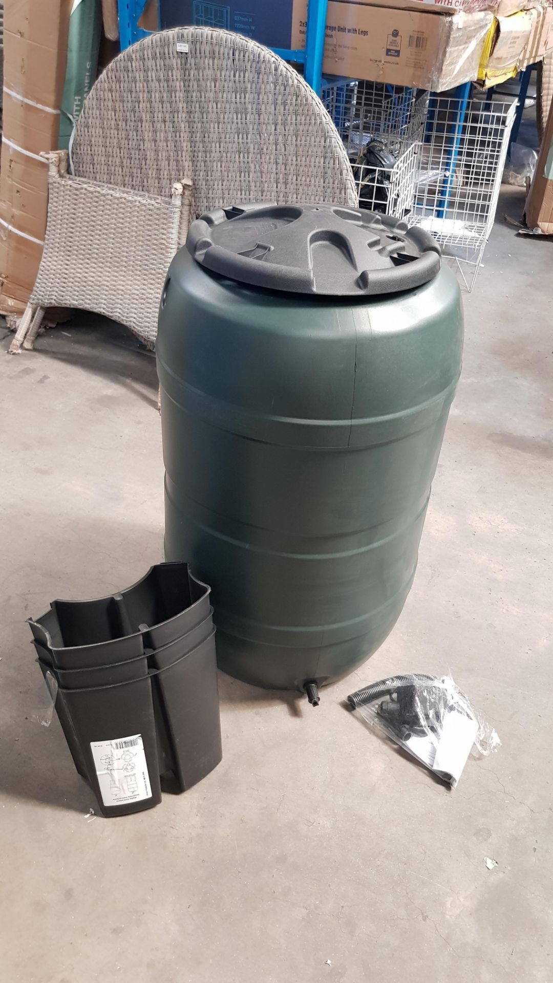 (R4I) 2x Items. 1x Ward 250L Slimline Water Butt. 1x Ward 210L Water Butt With Lid, Stand And Access - Image 5 of 8