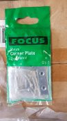 50 packs - corner plates