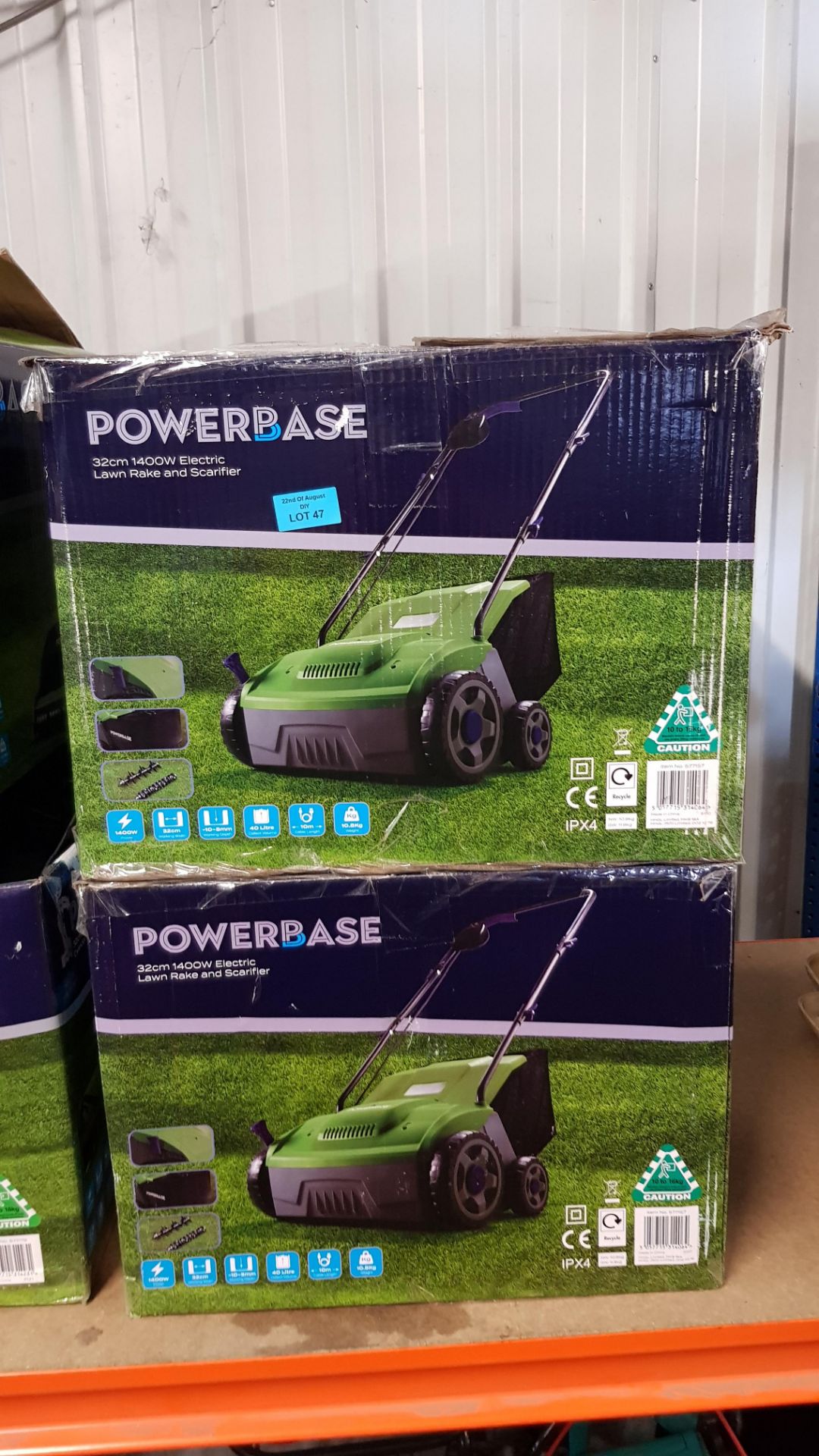 (R13D) 2x Powerbase 32cm 1400W Electric Lawn Rake And Scarifier. RRP £89 Each. - Image 3 of 3