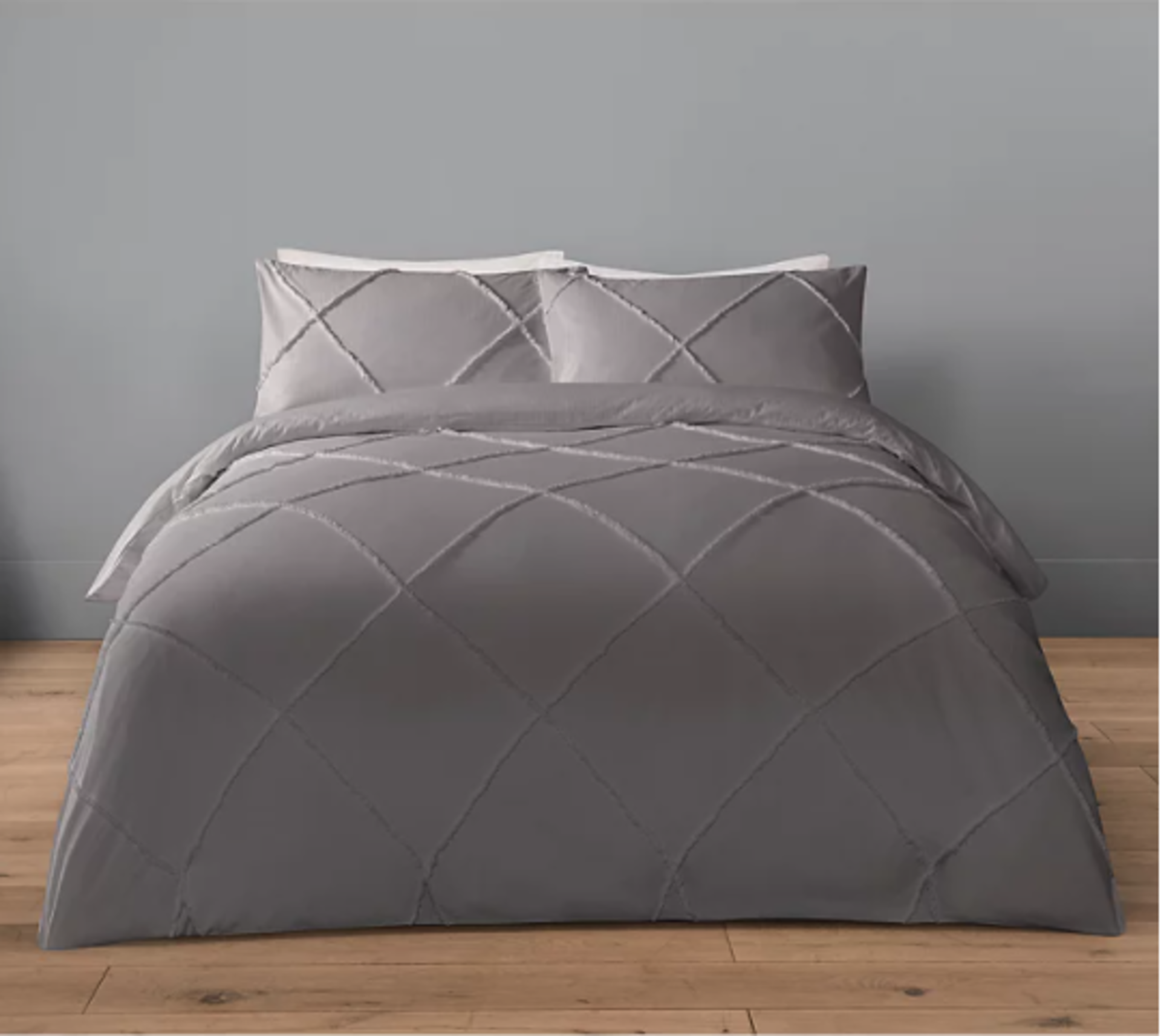 Grey luxury 100% Cotton Washed Diamond Tuft Duvet Set RRP £25