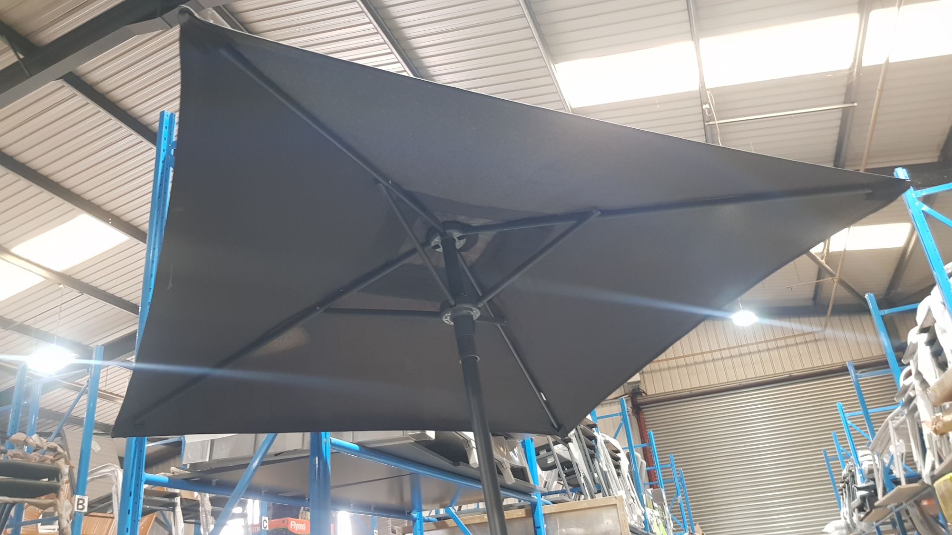 (R7G) 1x Andorra Dark Grey Square Parasol. Packaged Dimensions (110x 20x 10cm). Extended Dimensions - Image 5 of 7