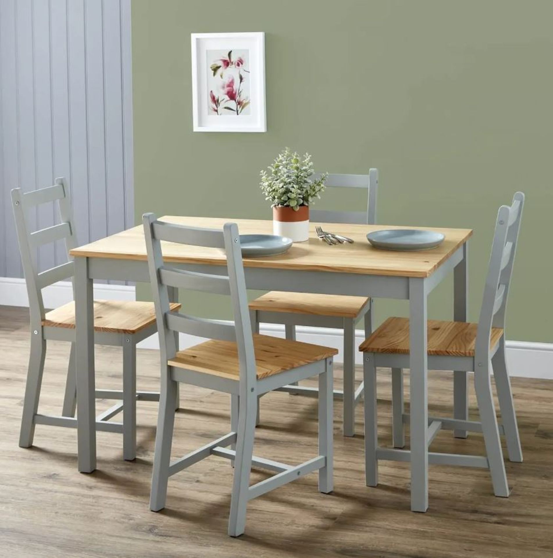 (R3O) 1x Mortimer Pine Dining Set With 4 Chairs. RRP £200.00. Unit Appears Clean, Unused. Contents