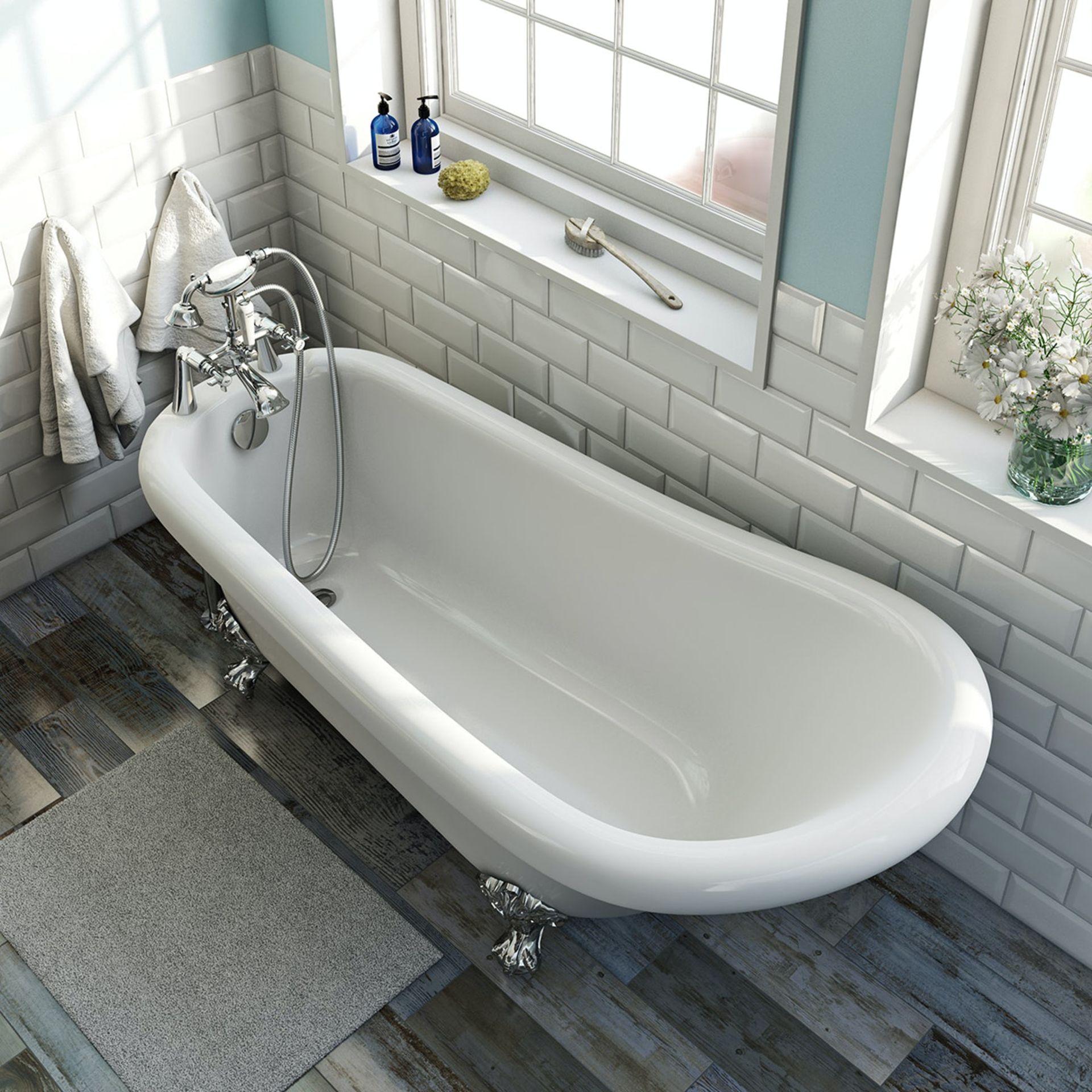 RRP £500. Traditional freestanding slipper bath 1550 x 750. Body Only