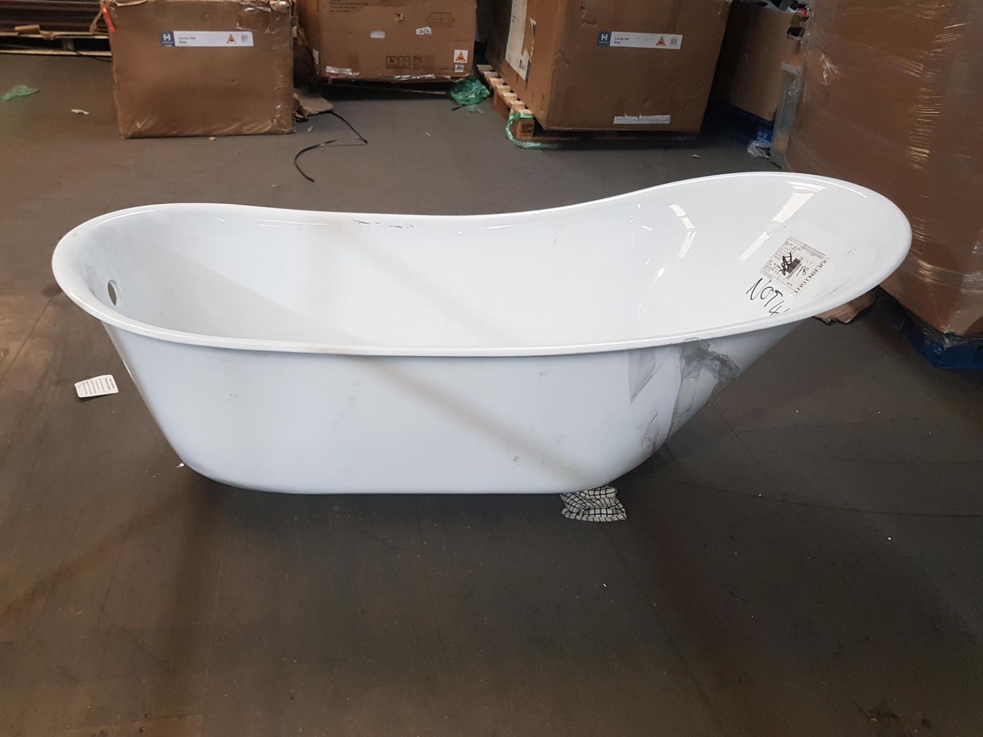 2x Free Standing Baths - Ex Display/Returns - Image 3 of 3