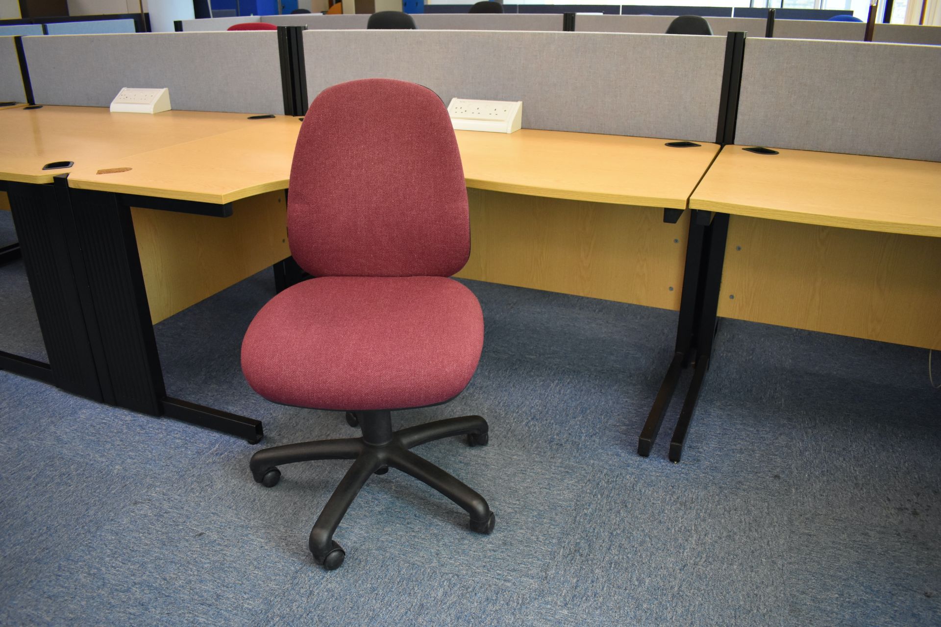 Hard Wired Corner Desk, Desk Screen, Task Chairs, Footrest, Coat Stand, Mobile Pedestal - Image 15 of 16