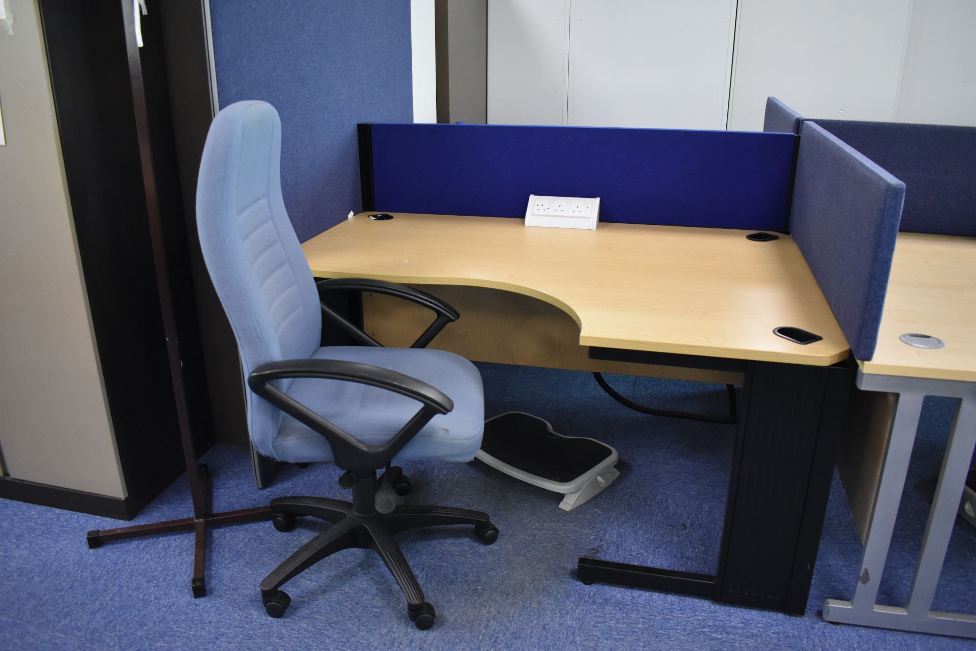 Hard wired Corner desk LHs & RHs, Desk screens, Footrest, Task chair, Coat stand - Image 12 of 13