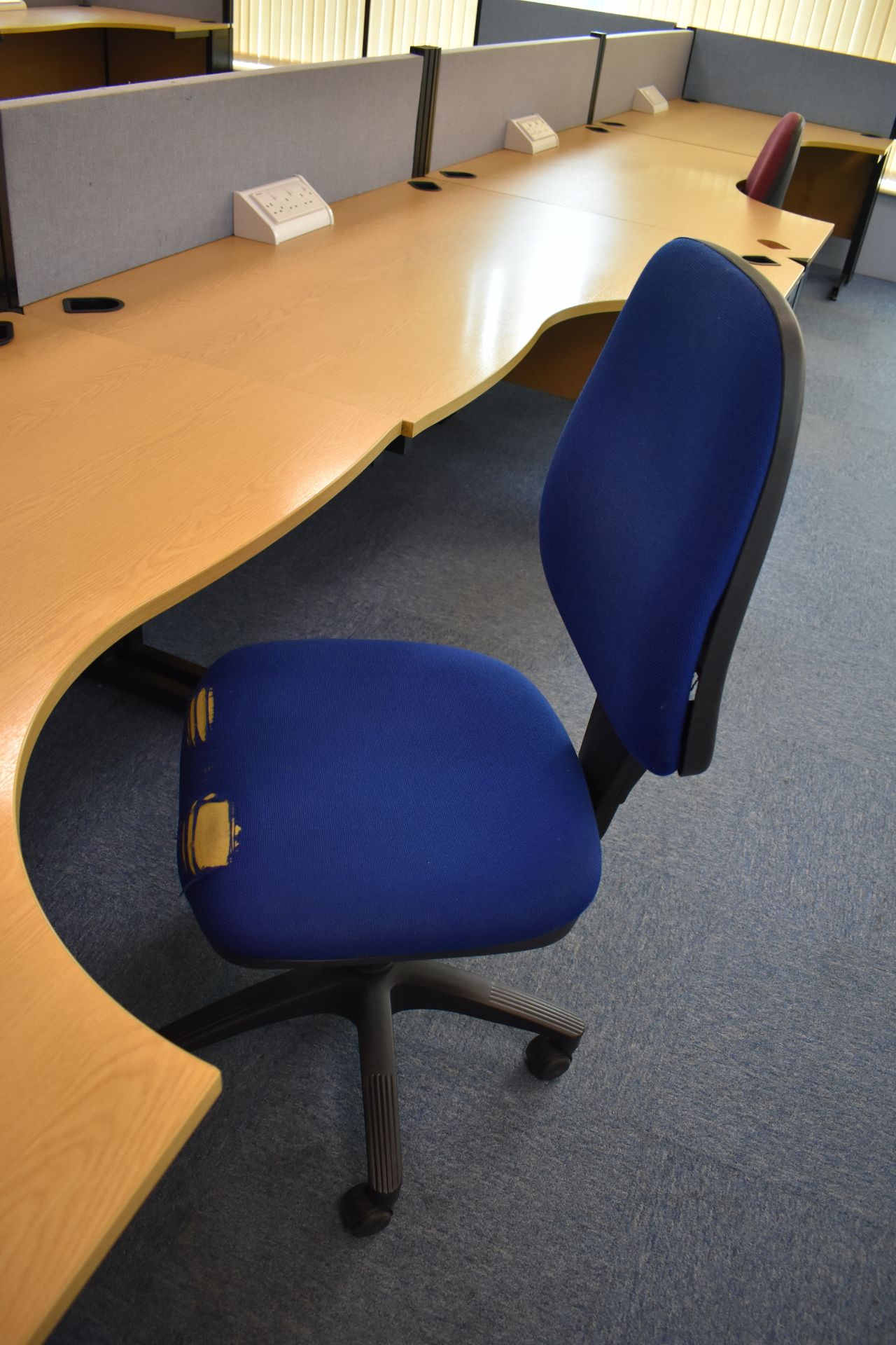 Hard Wired Corner Desk, Desk Screen, Task Chairs, Footrest, Coat Stand, Mobile Pedestal - Image 11 of 16