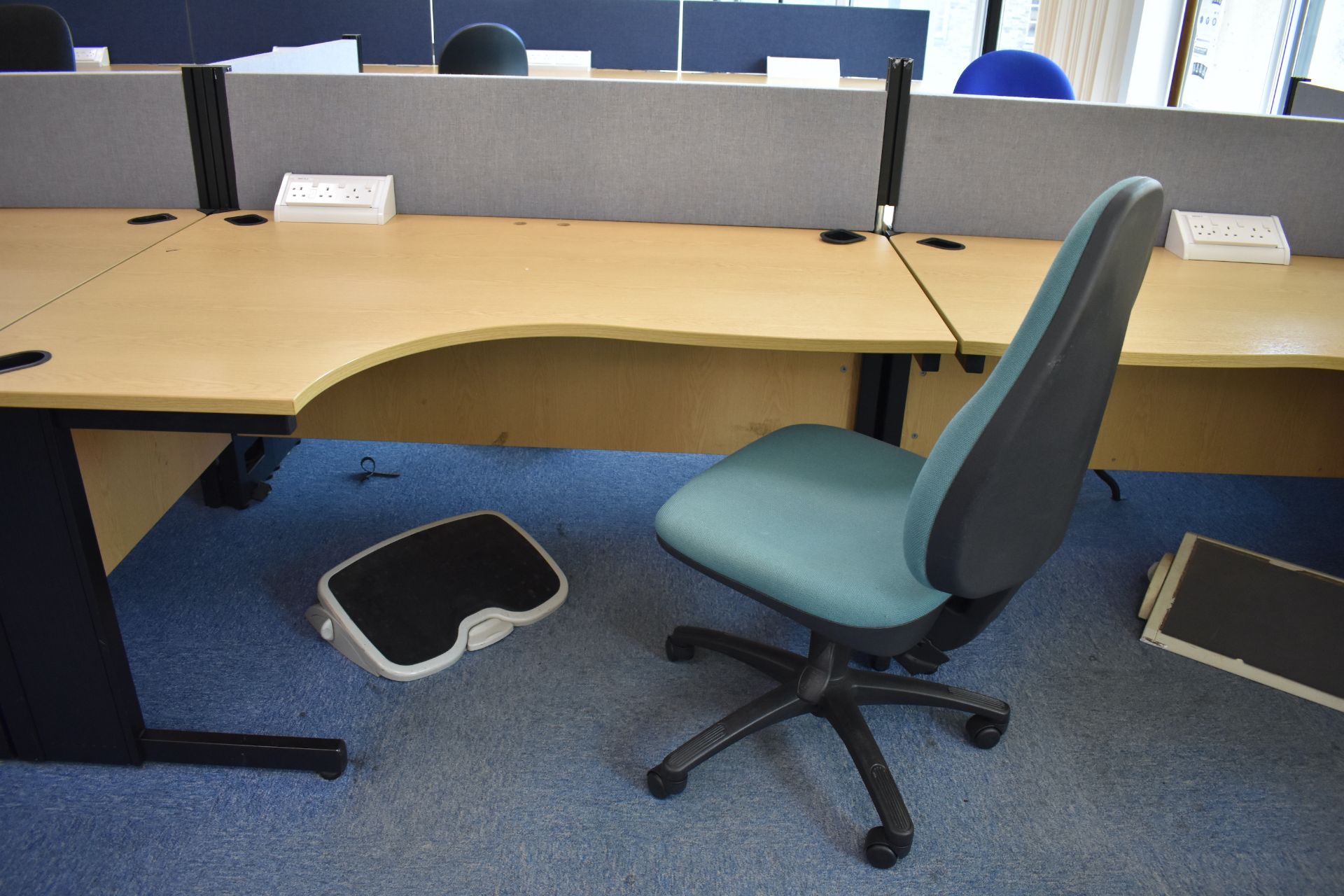 Hard Wired Corner Desks, Desk Screens, Chairs, Footrest, Coat Stand - Image 15 of 17