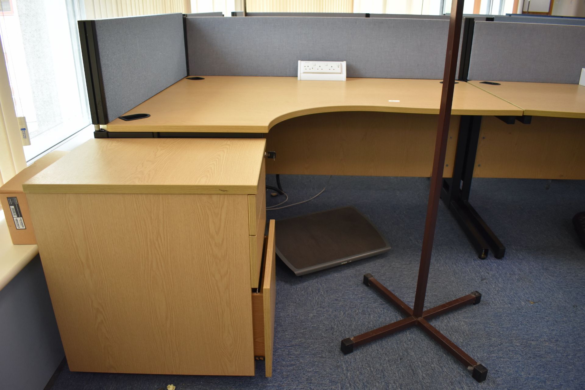 Hard Wired Corner Desk, Desk Screen, Task Chairs, Footrest, Coat Stand, Mobile Pedestal - Image 7 of 16