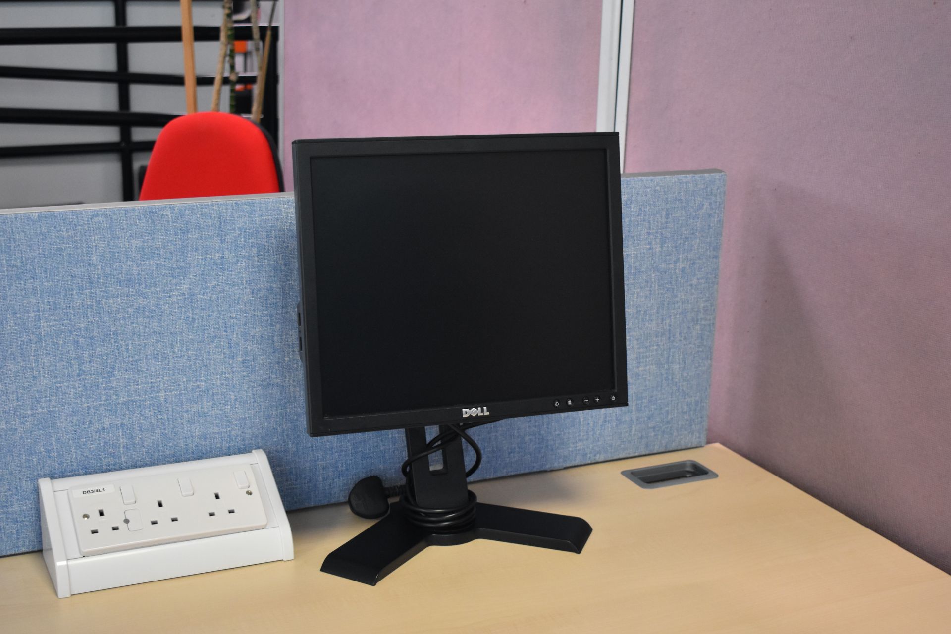 Hardwired Desk LH x3 & RH x3, Desk Screen x3, Task Chair x2, Footrest x3, Monitors x4, Step x1 - Image 10 of 14