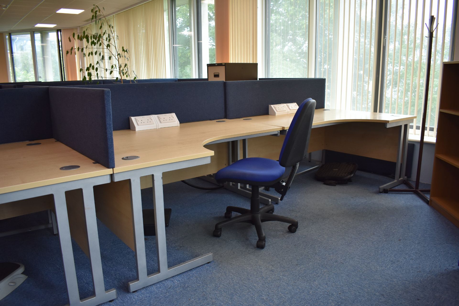 Corner desk LH & RH, screen, footrest, task chair, drawer filer, coat stand, door cabinet, bookcase - Image 11 of 13