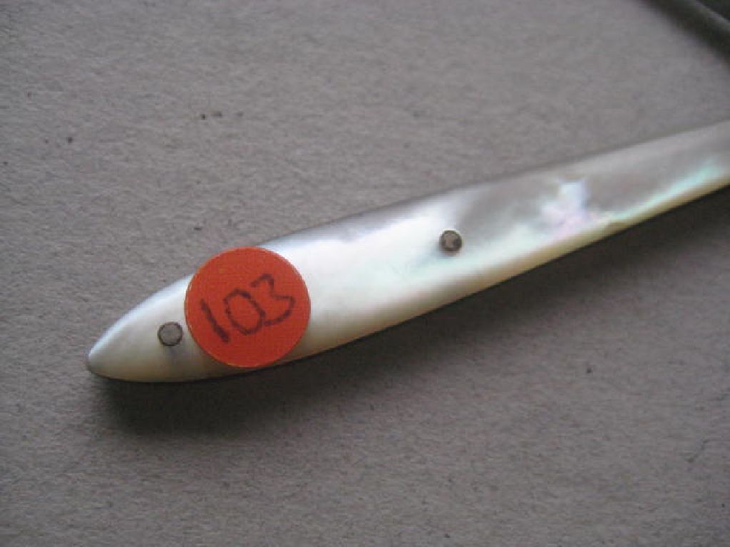 Victorian Mother of Pearl Hafted Quill Bladed Penknife - Image 3 of 8
