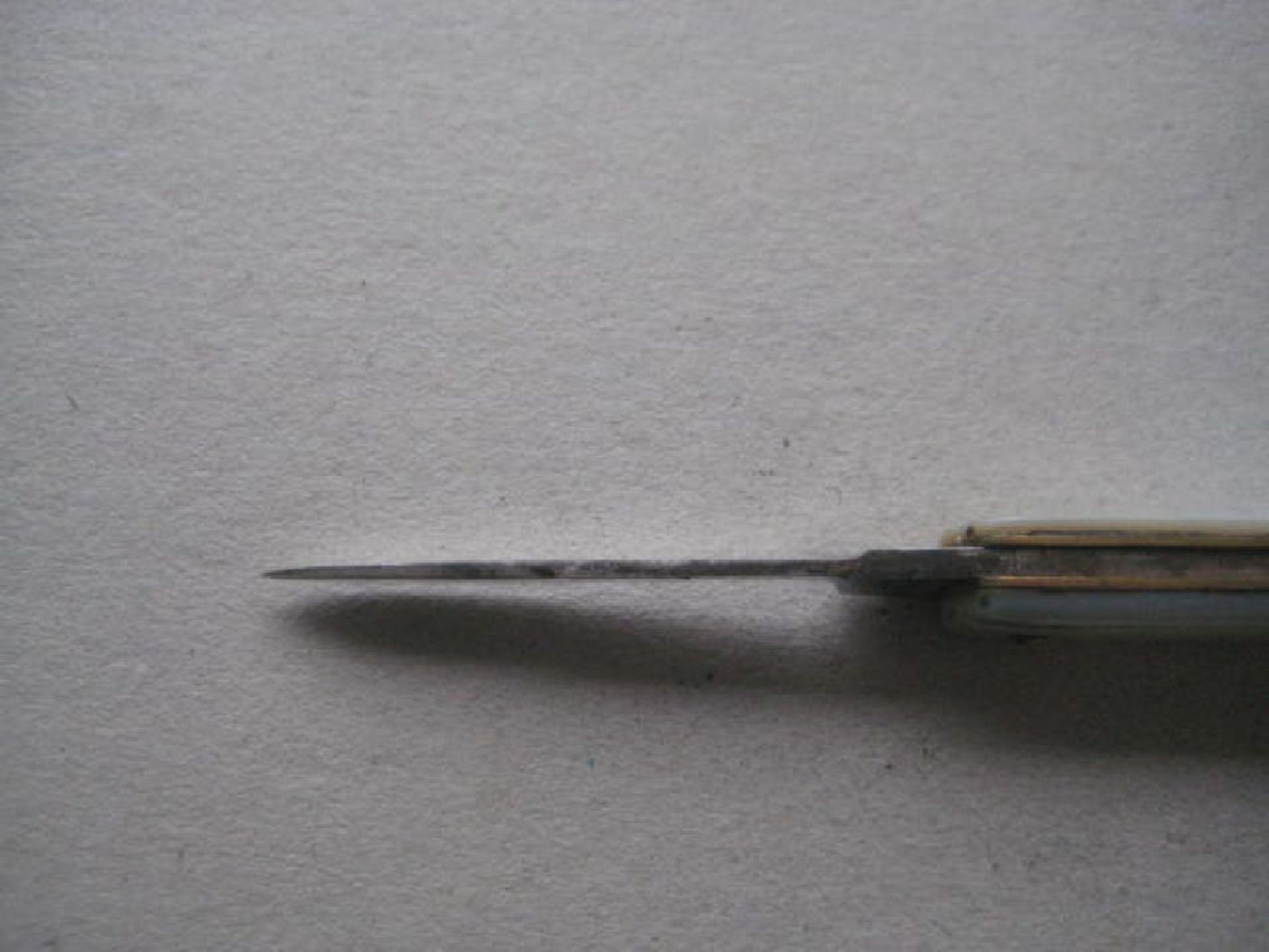 Victorian Mother of Pearl Hafted Quill Bladed Penknife - Image 7 of 9