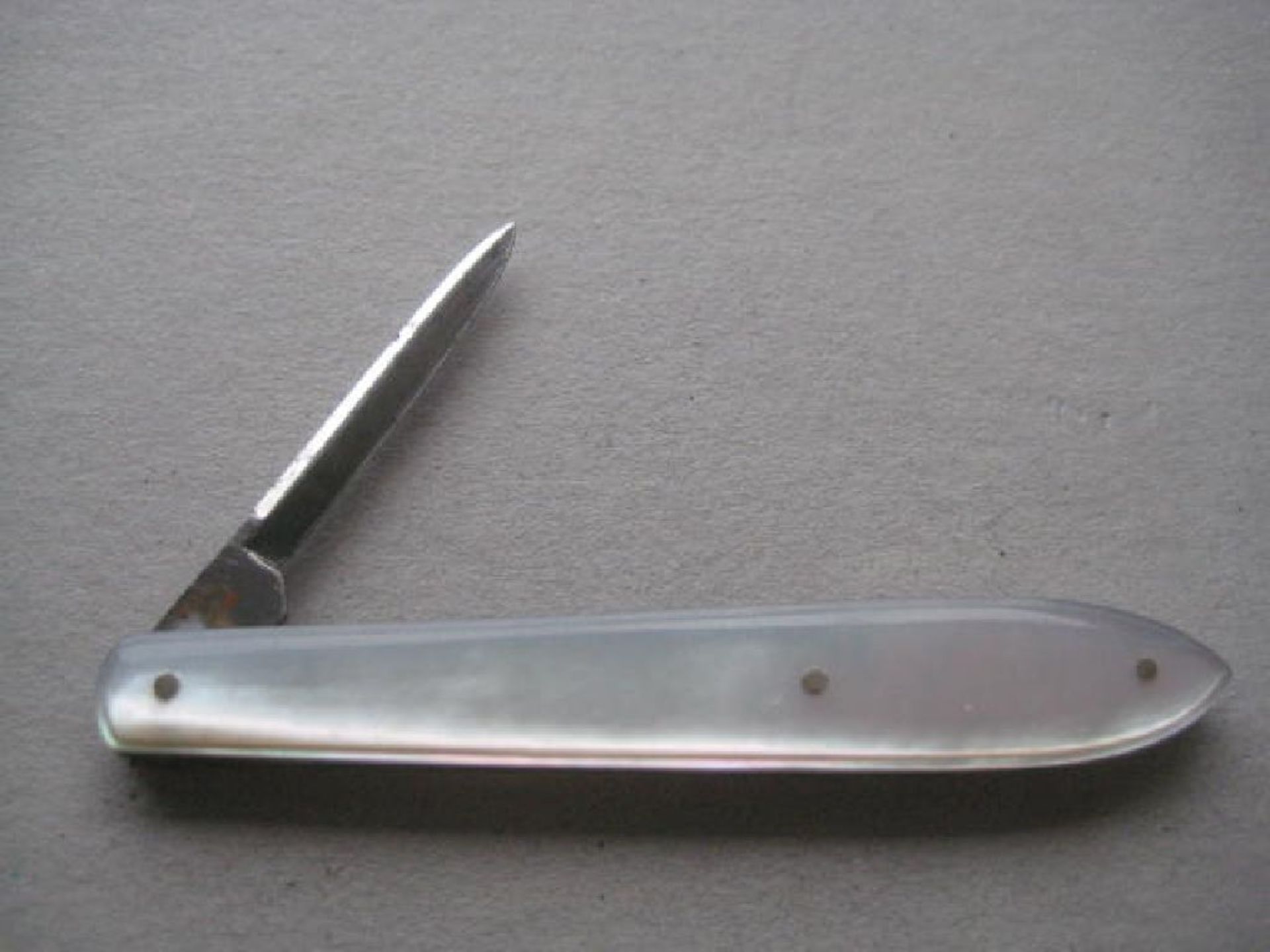 Victorian Mother of Pearl Hafted Quill Bladed Penknife - Image 2 of 7