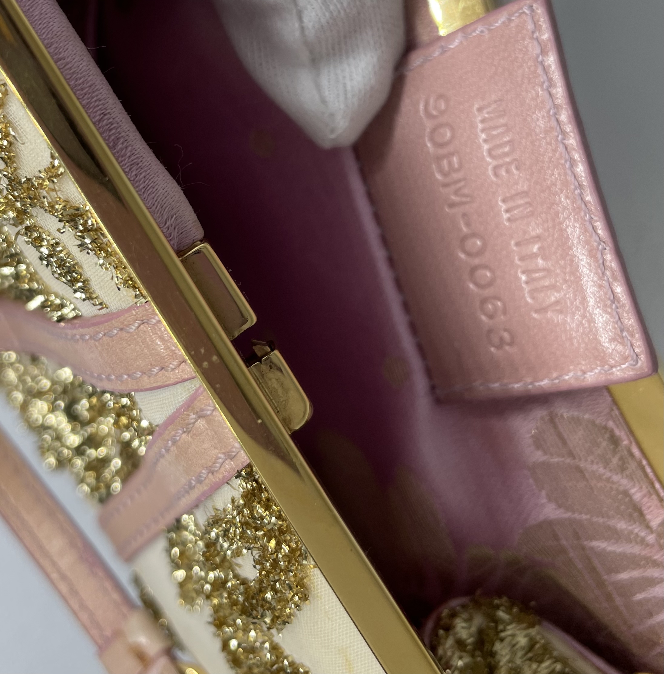 Dior Saddle MiniClutch Limited edition in gold coloured embroidery over cream satin - Image 4 of 14