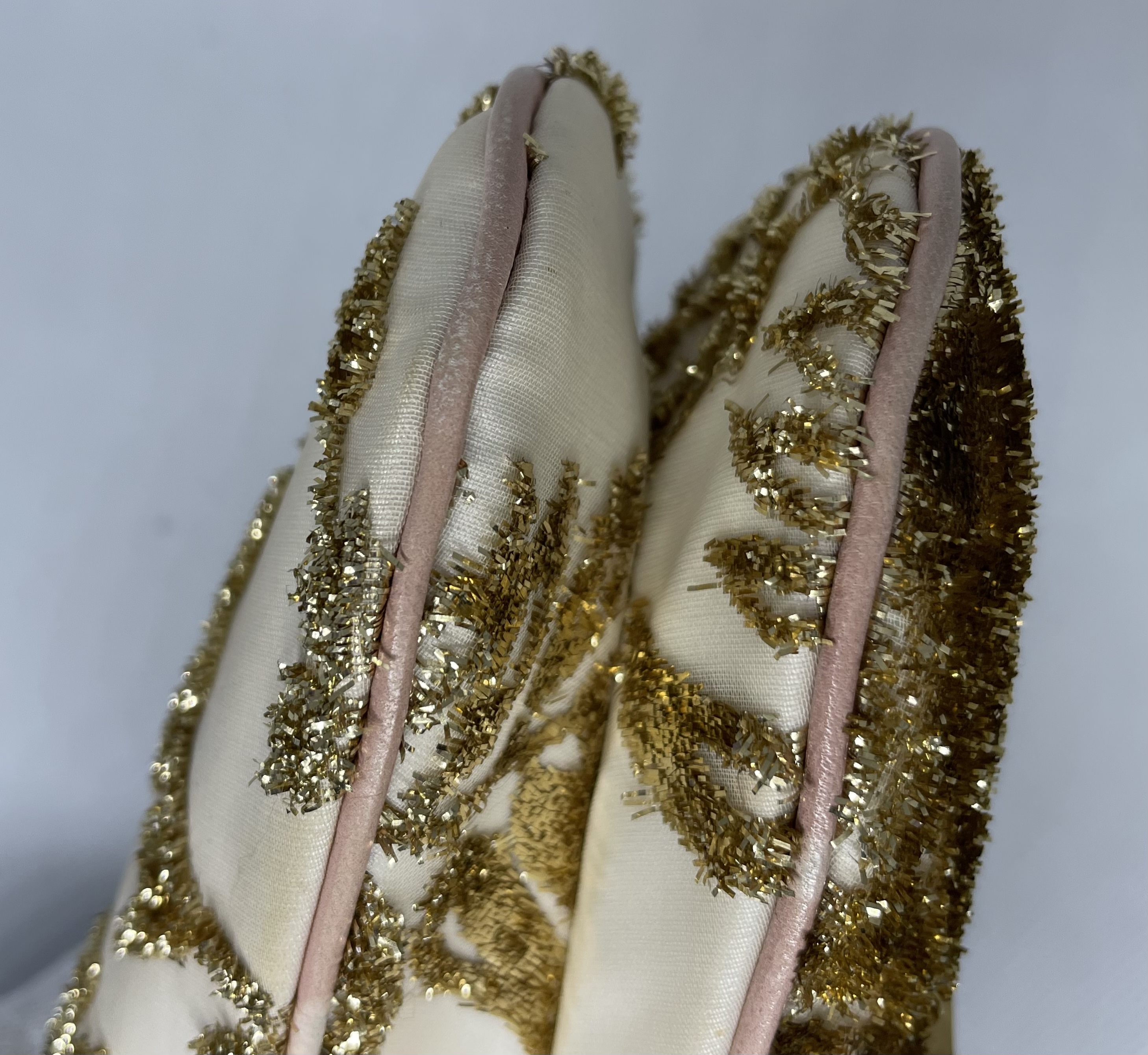 Dior Saddle MiniClutch Limited edition in gold coloured embroidery over cream satin - Image 10 of 14