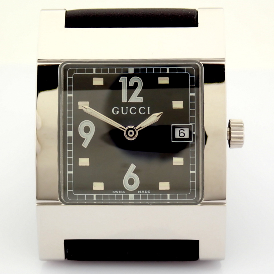 Gucci / 7700M - Gentlmen's Steel Wrist Watch