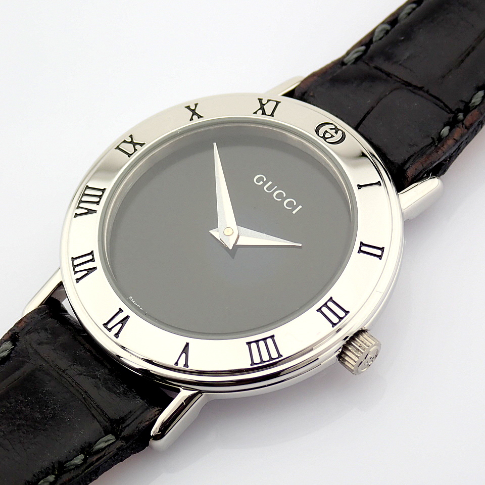 Gucci / 3000L - Lady's Steel Wrist Watch - Image 9 of 12