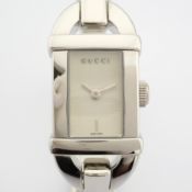 Gucci / 6800L - Lady's Steel Wrist Watch