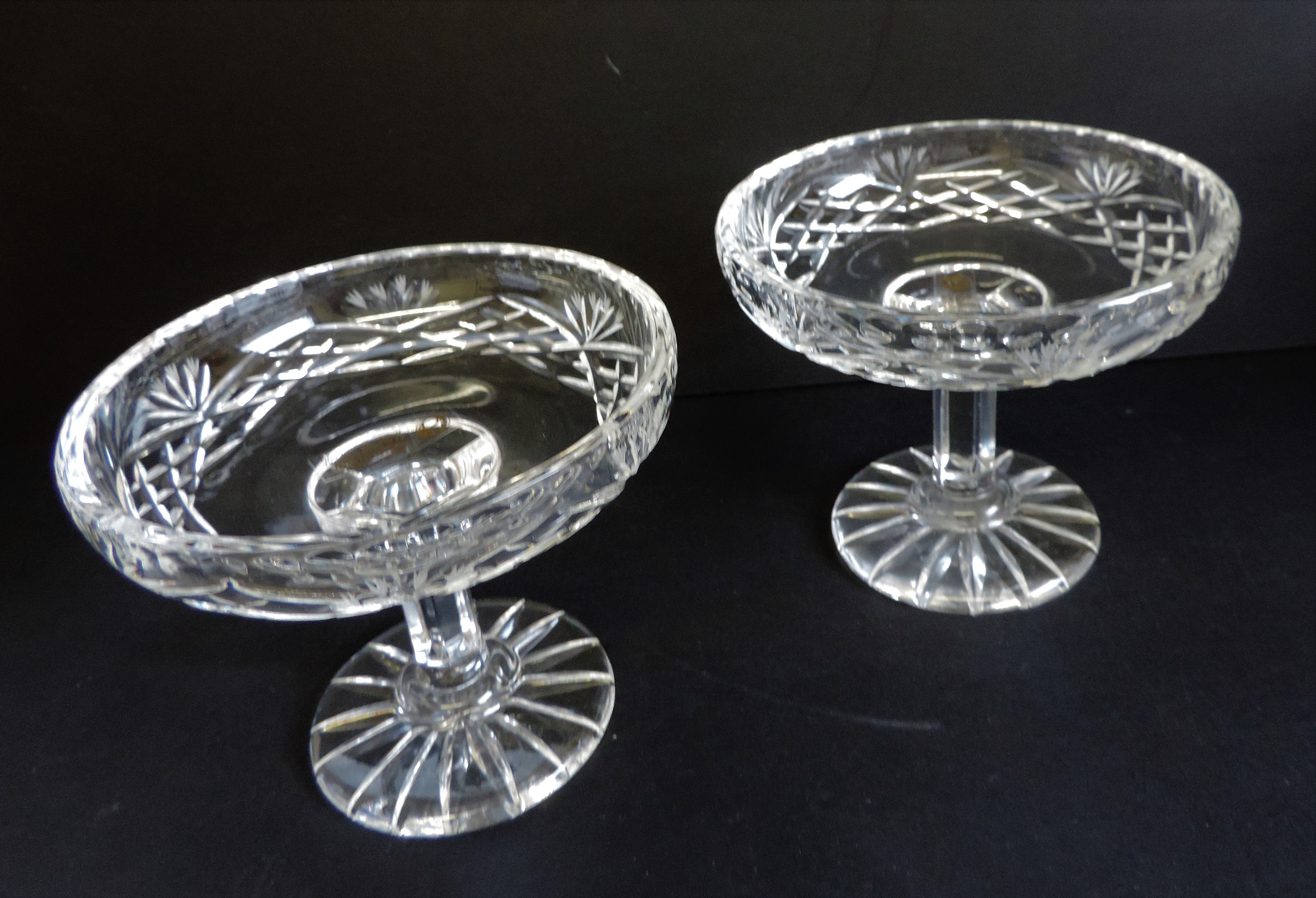 Pair of Hand Cut Crystal Dishes by Zawercie of Poland - Image 2 of 5