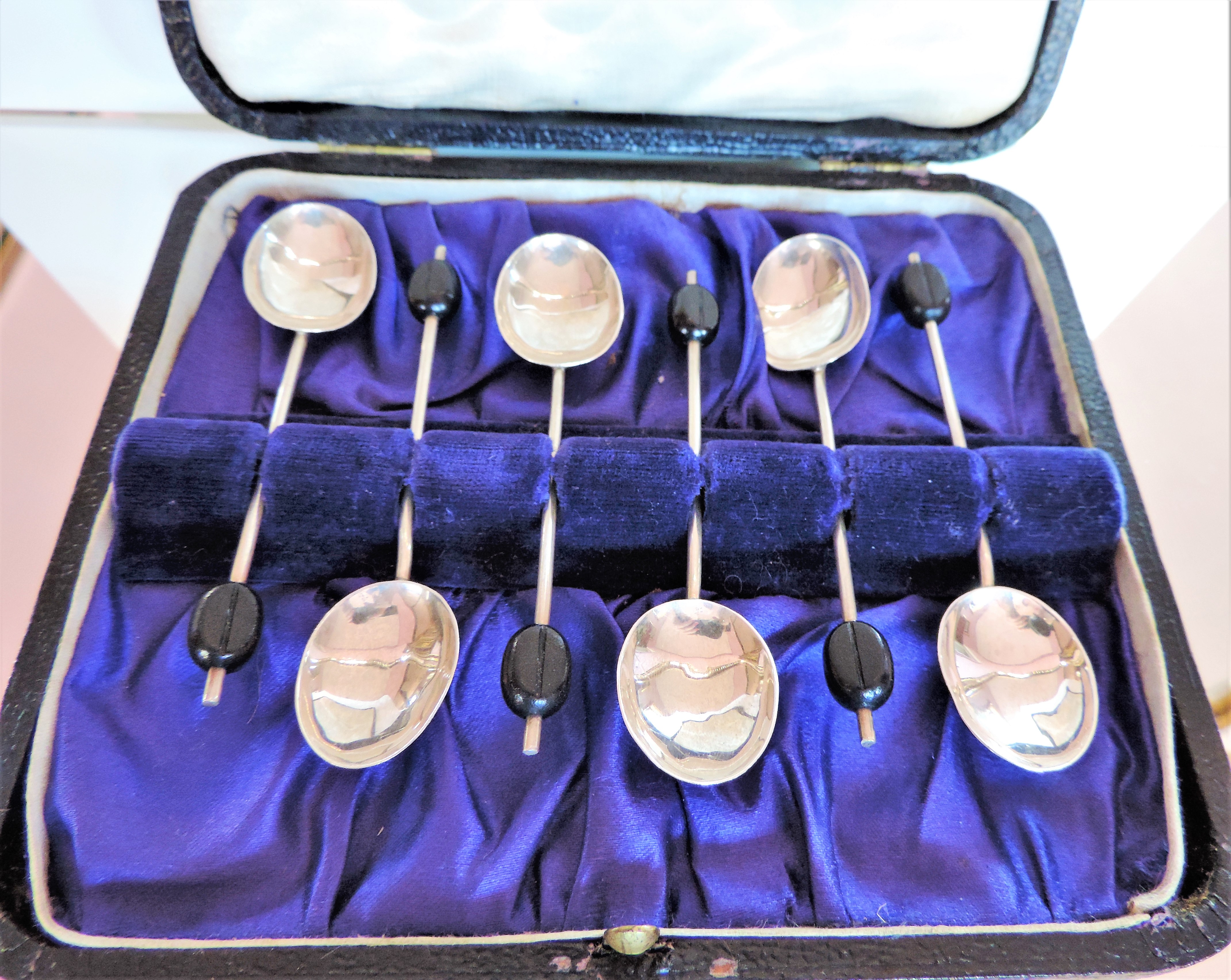 Sterling Silver Coffee Bean Spoons Mason & Jones Hallmarked date 1932 - Image 4 of 4