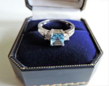 Sterling Silver 1.76 ct Blue & White Topaz Ring