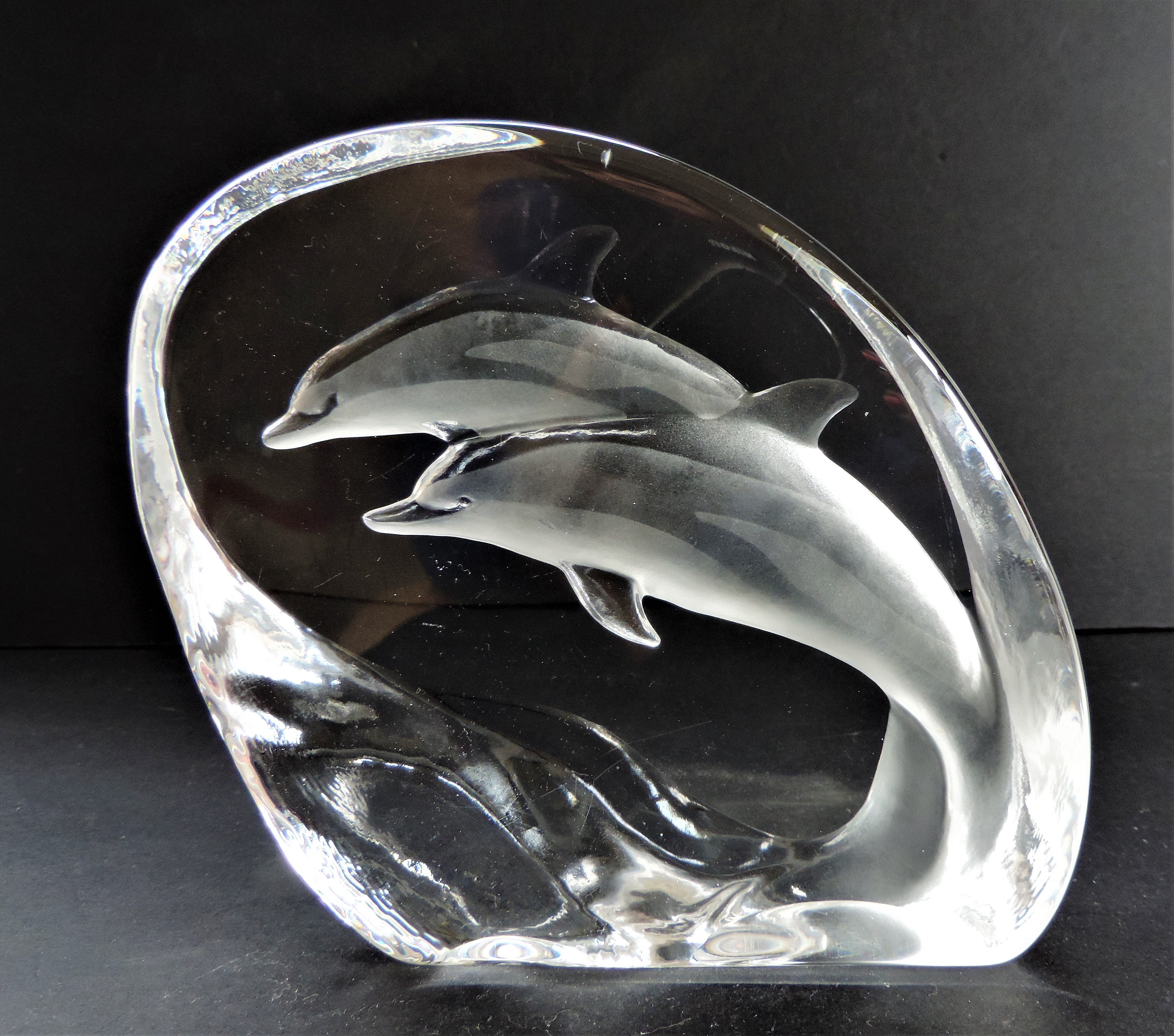 Large Mats Jonasson Crystal Dolphins Sculpture - Image 3 of 3