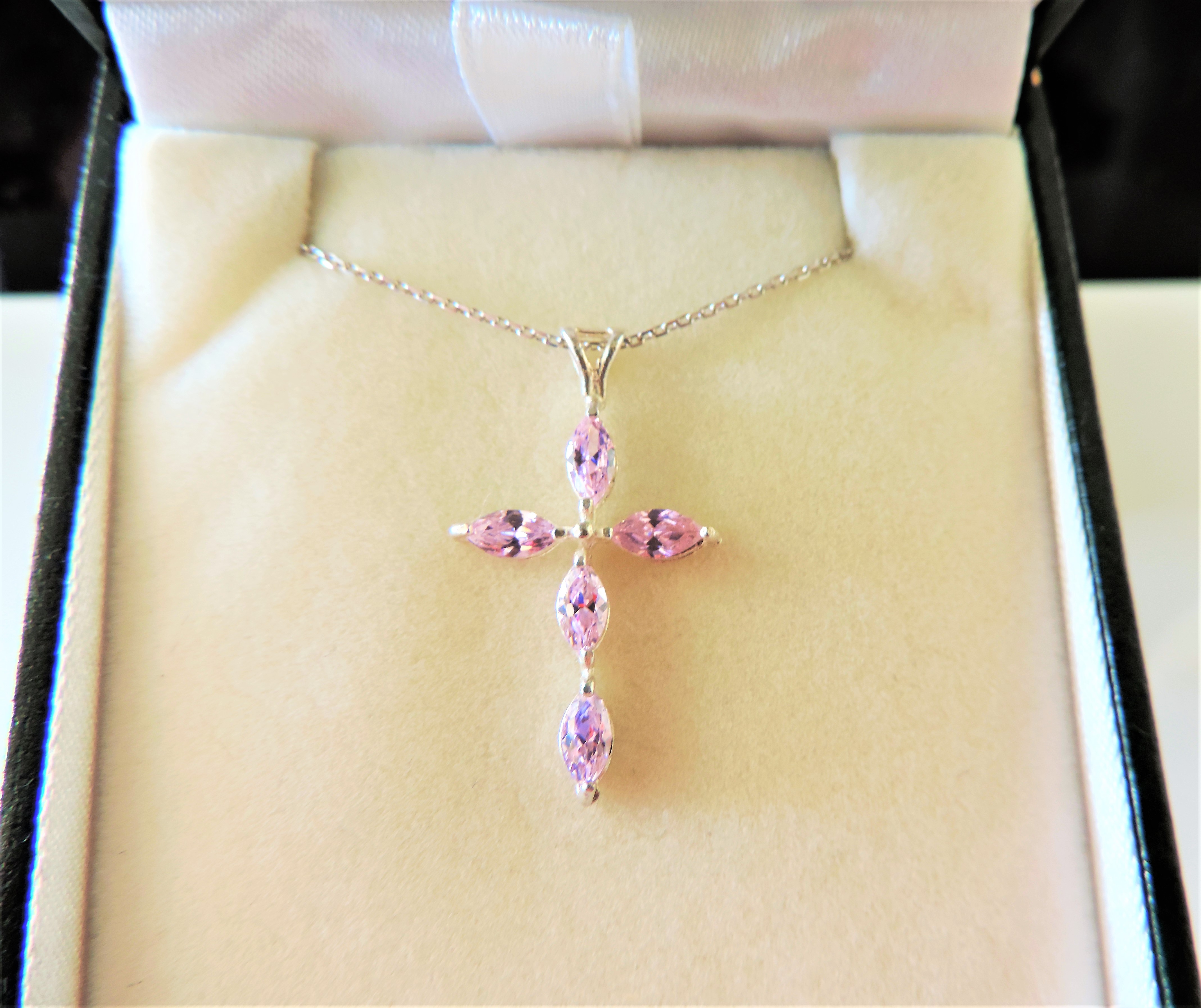 Sterling Silver Pink Topaz Pendant Necklace - Image 2 of 3