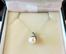 Sterling Silver Cultured Pearl Pendant Necklace