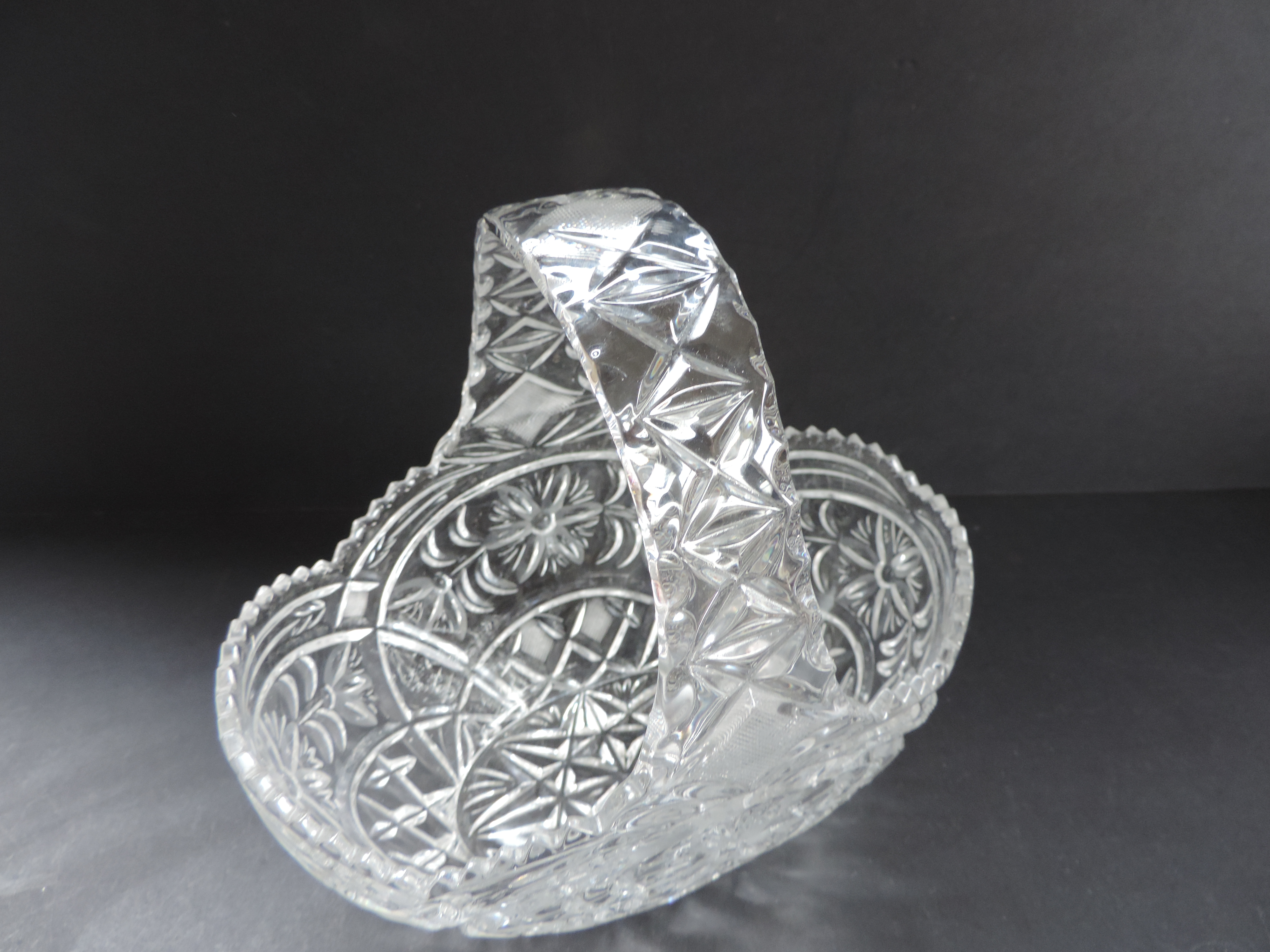 Vintage Crystal Basket for Sweets, Chocolates & Pastries - Image 3 of 3