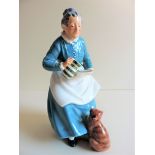 Vintage Royal Doulton Porcelain Figurine 'The Favourite' HN 2249